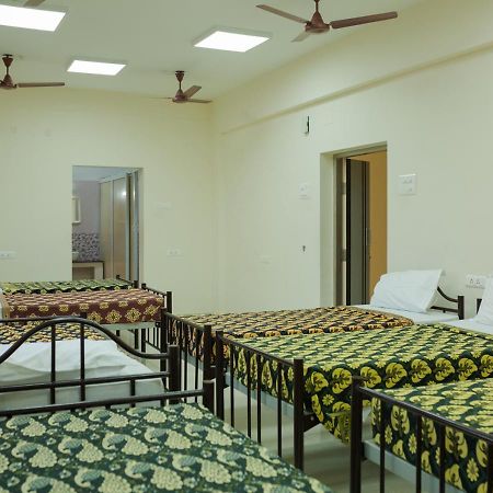 Hotel Aalayam Тируваннамалай Экстерьер фото